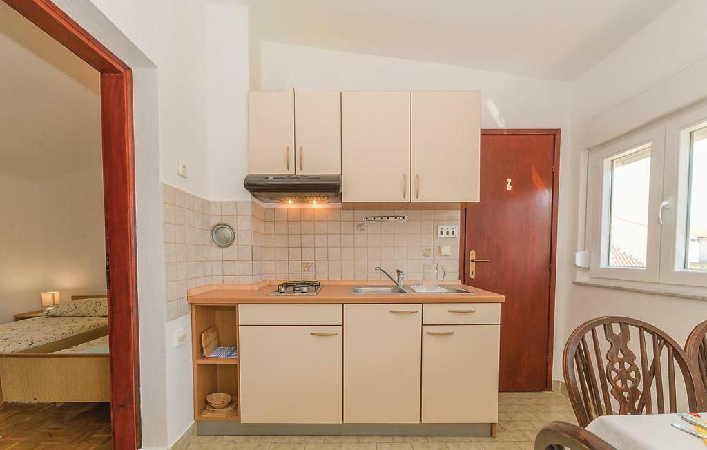 Apartmani Dokoza Vir Exterior foto