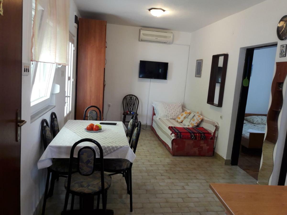 Apartmani Dokoza Vir Exterior foto